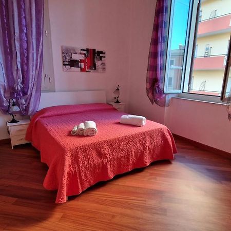 Stupenda Suite A Cagliari Piazza Galilei Exterior foto